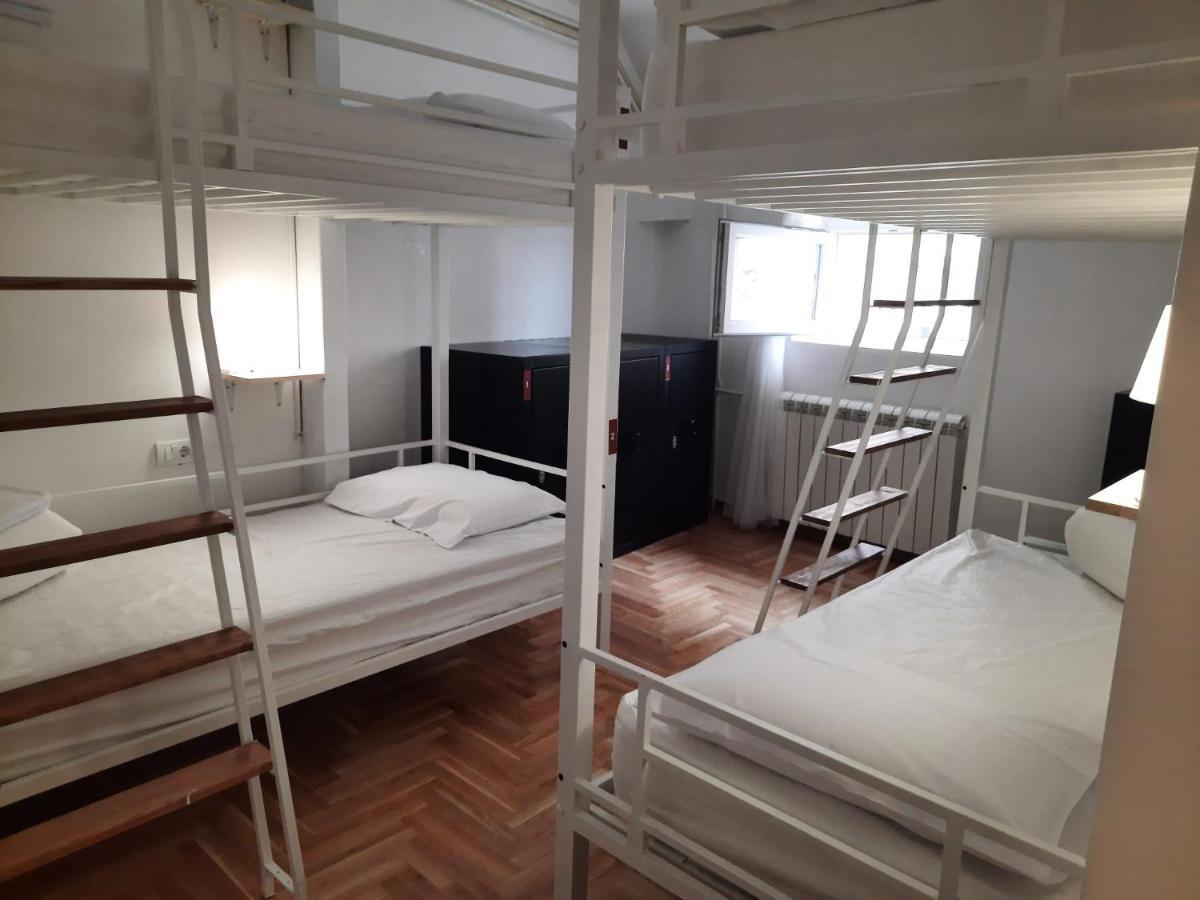 New Generation Hostel Belgrado Exterior foto