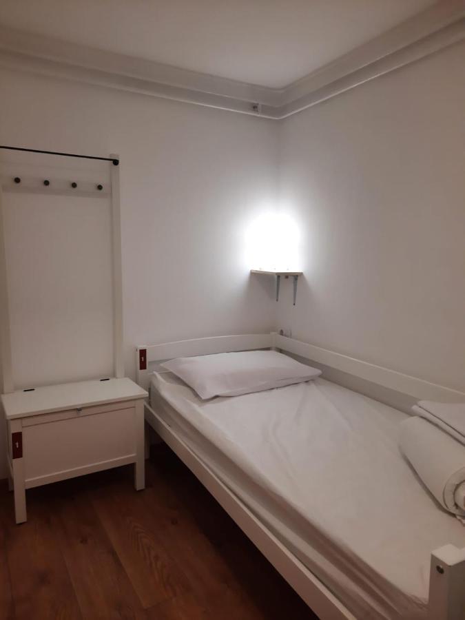 New Generation Hostel Belgrado Exterior foto
