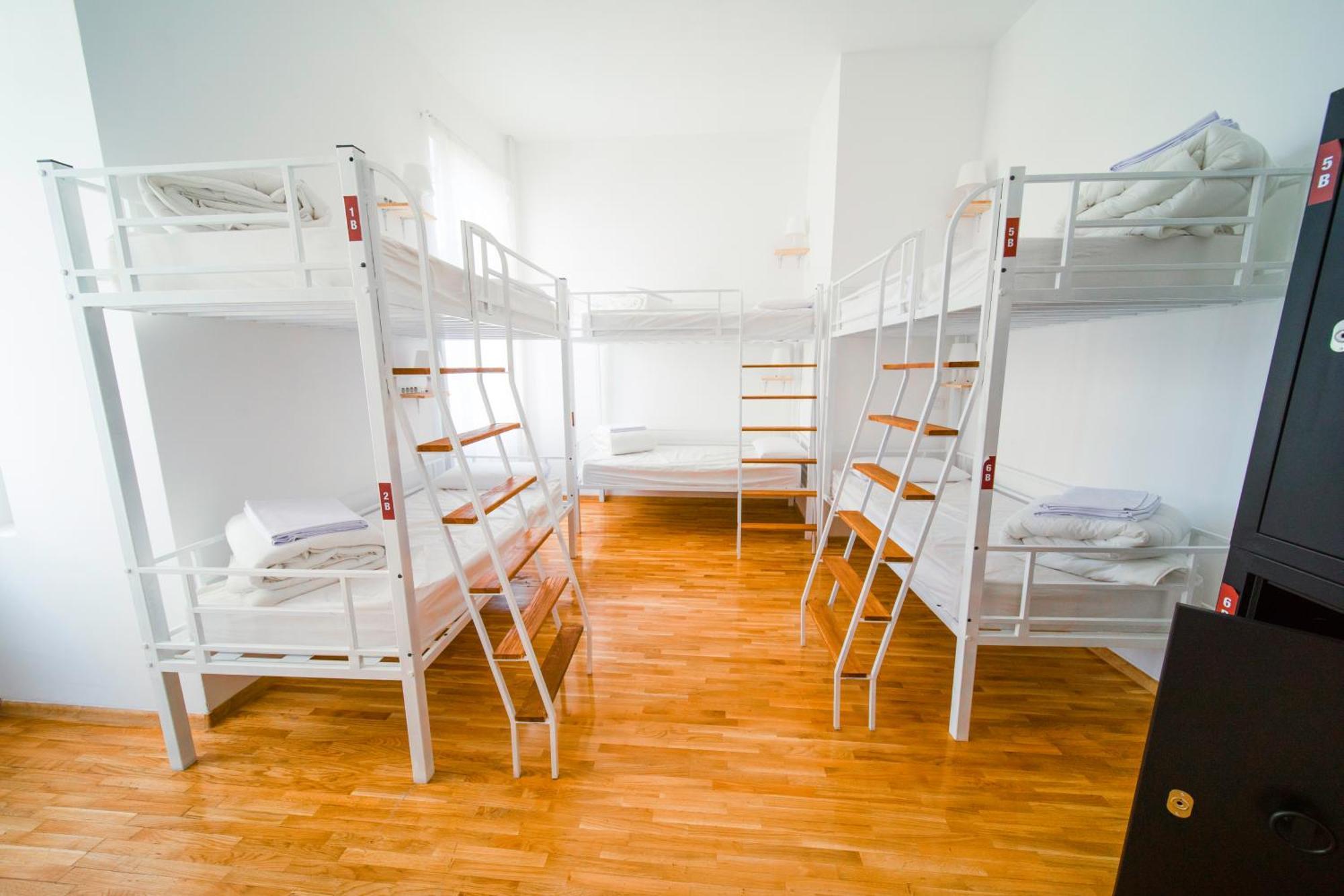 New Generation Hostel Belgrado Exterior foto